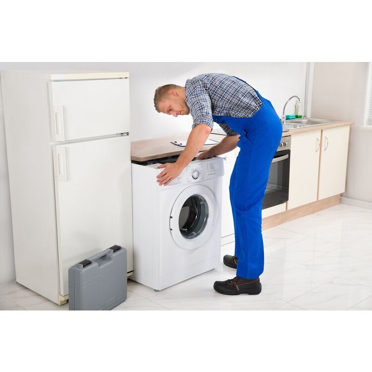 Установка встраиваемой стиральной/сушильной машины