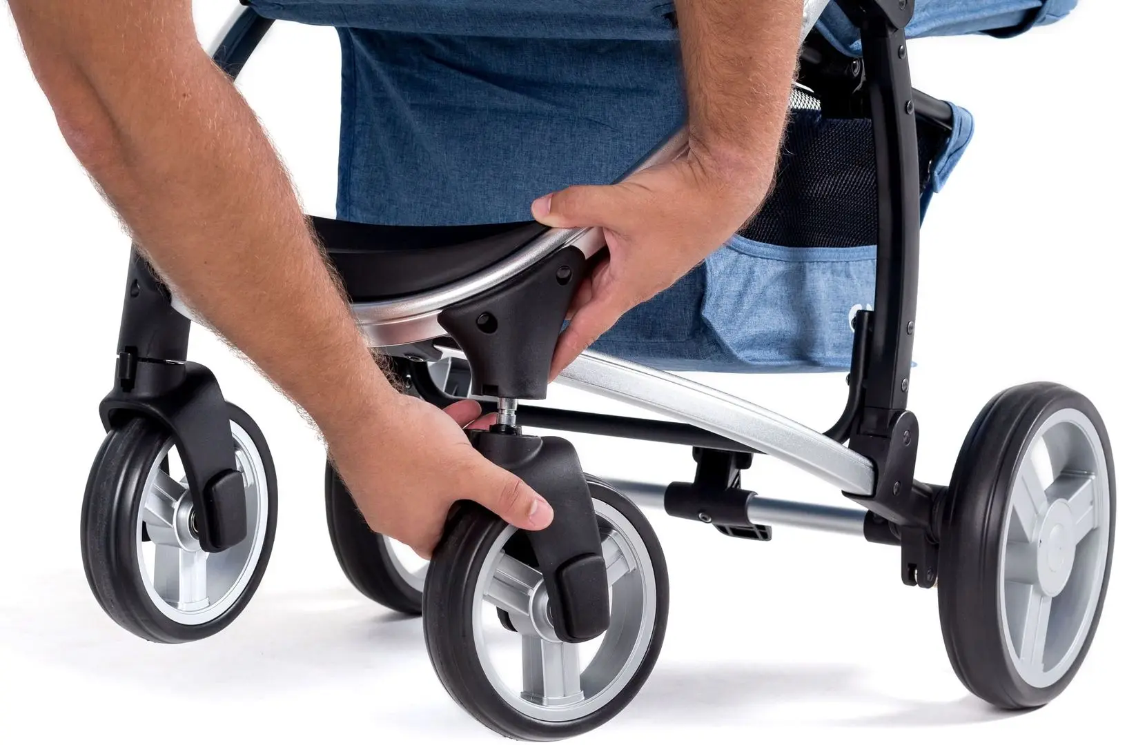 Asamblarea caruciorului pentru copii