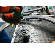 Asamblarea bicicleta pentru adulti si adolescenti