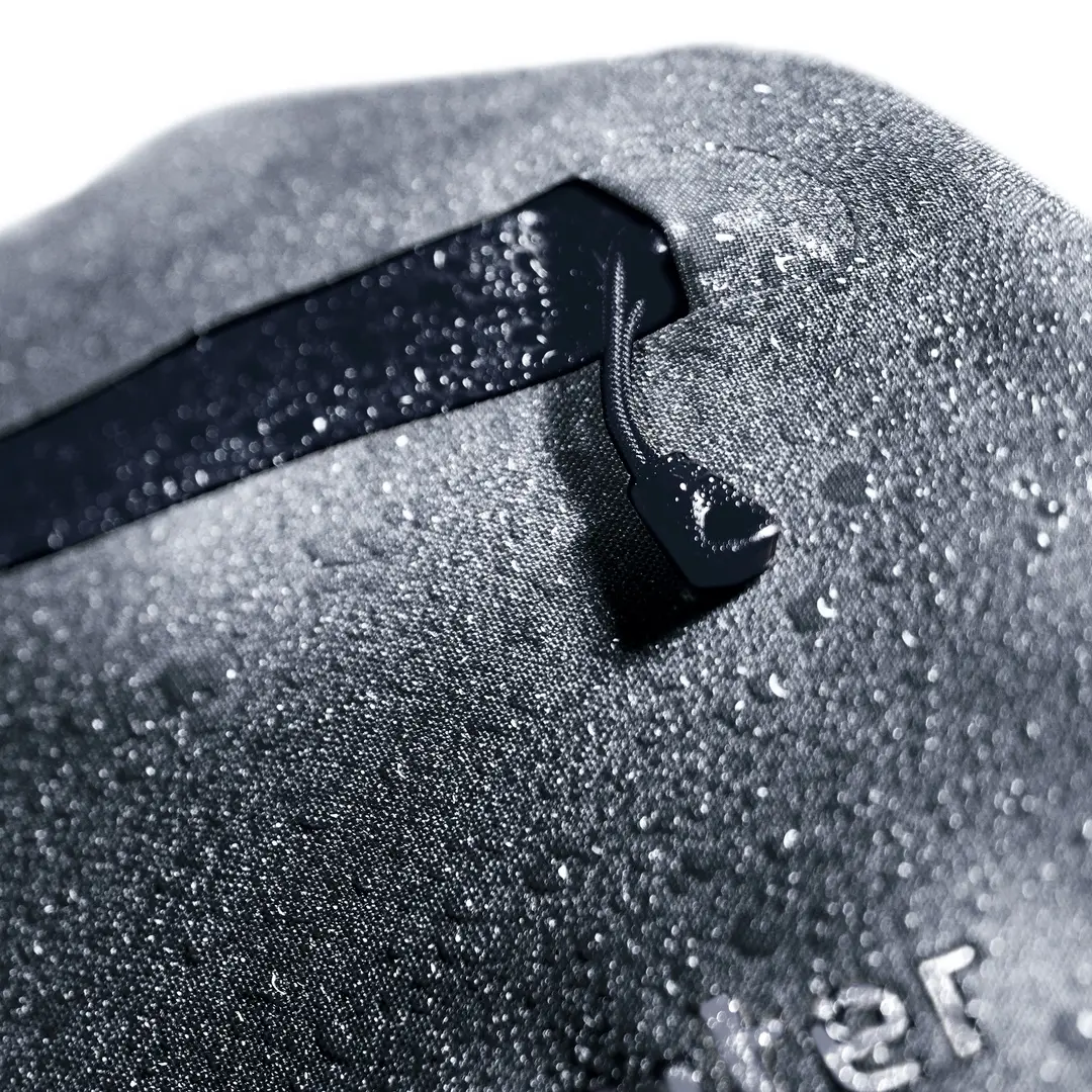 Geanta pentru bicicleta Deuter Cabezon FB 4 (Black)