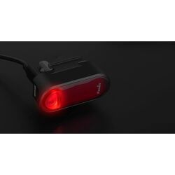 Lanterna LED pentru bicicleta Fenix BC05R (Black/Red) Thumb