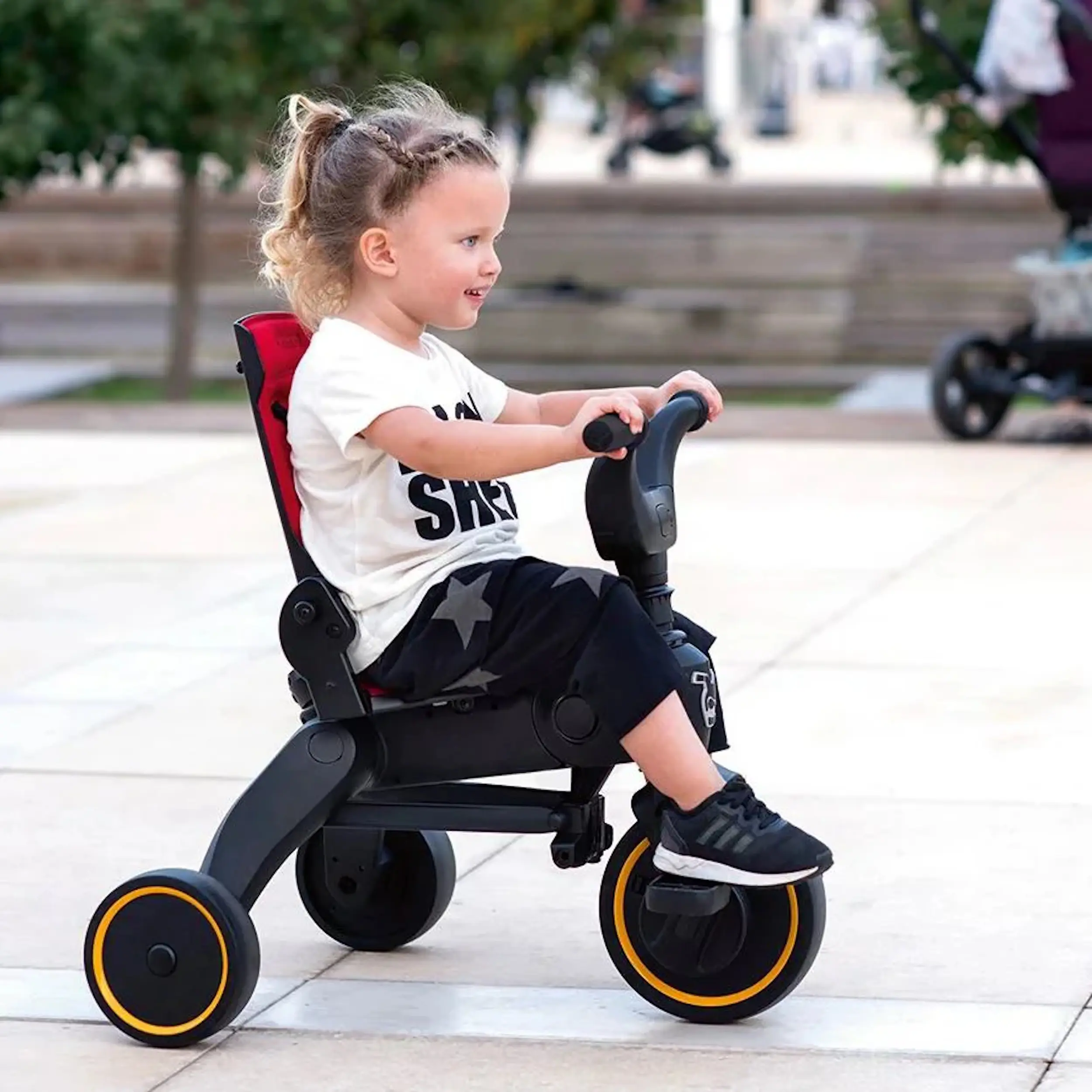 Трехколесный велосипед Doona Liki Trike S1 Flame (Red) - 4