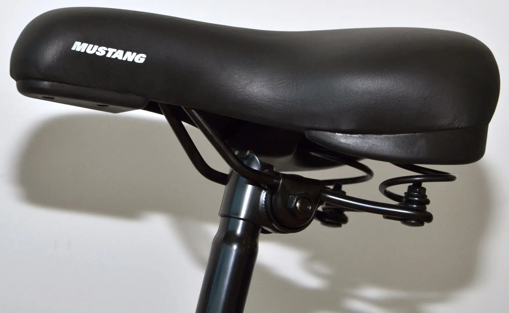 Велосипед Mustang Retro Women 28 (Red/Black) - 10