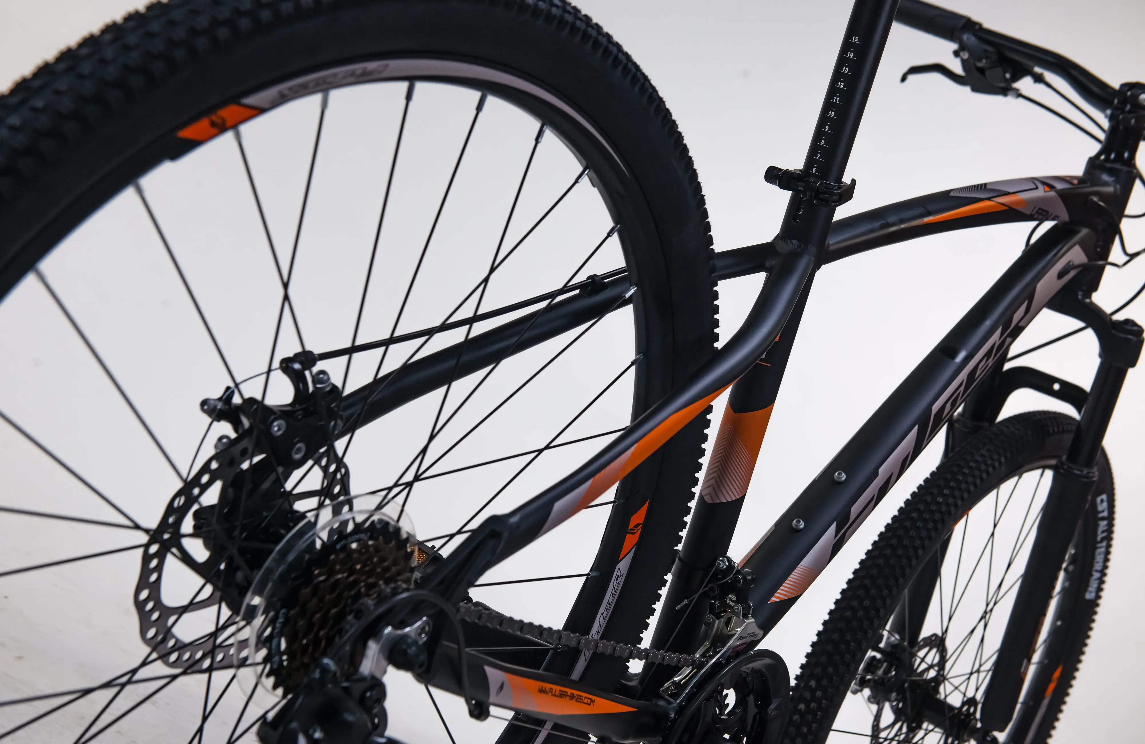 Велосипед Fulger Uranus 29 (Black/Dark Grey/Orange) - 3