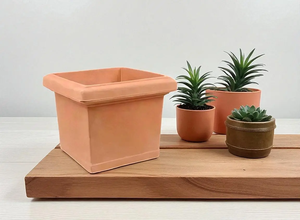 Ghiveci Form Plastic Etna L40cm (Teracotta)