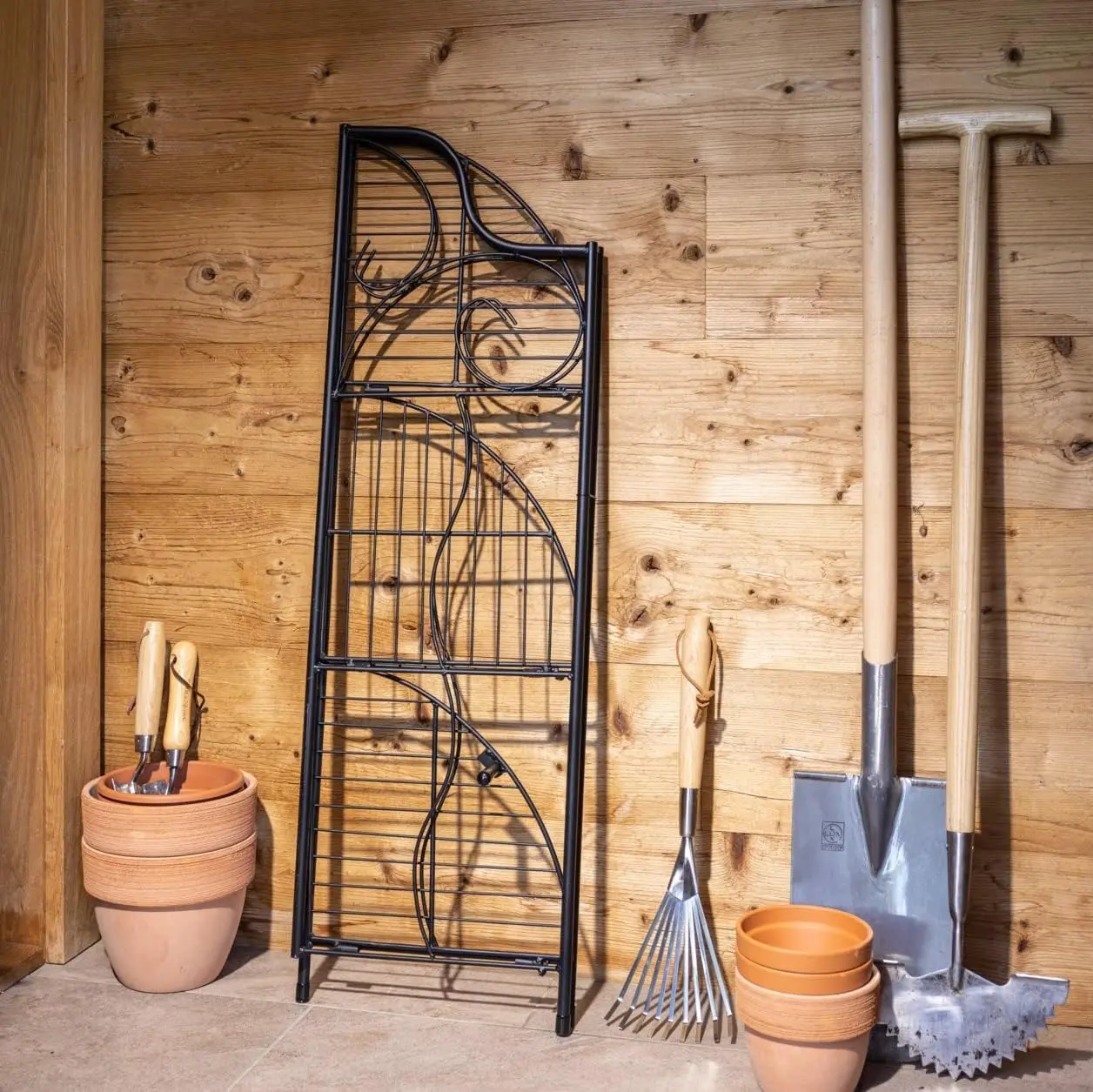 Etajera pentru flori Windhager 05931 (Black)