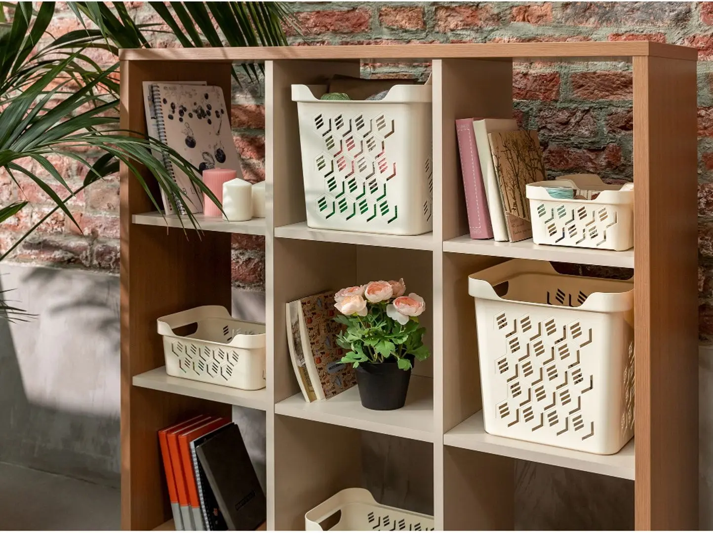 Cos cu capac Econova Deluxe 29x29x29 18L (Ivory)