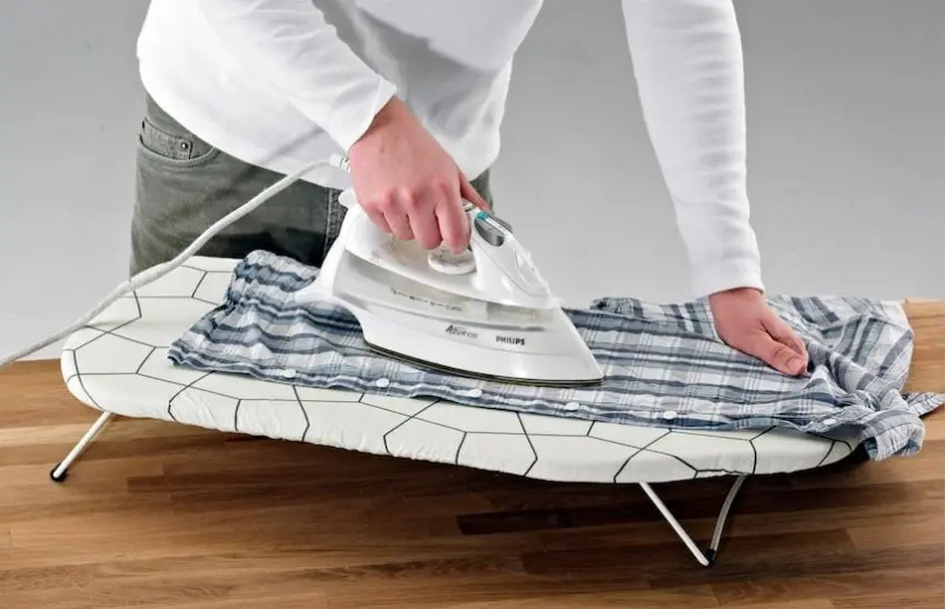 Masa de calcat Ikea Jall 73x32 (Alb)