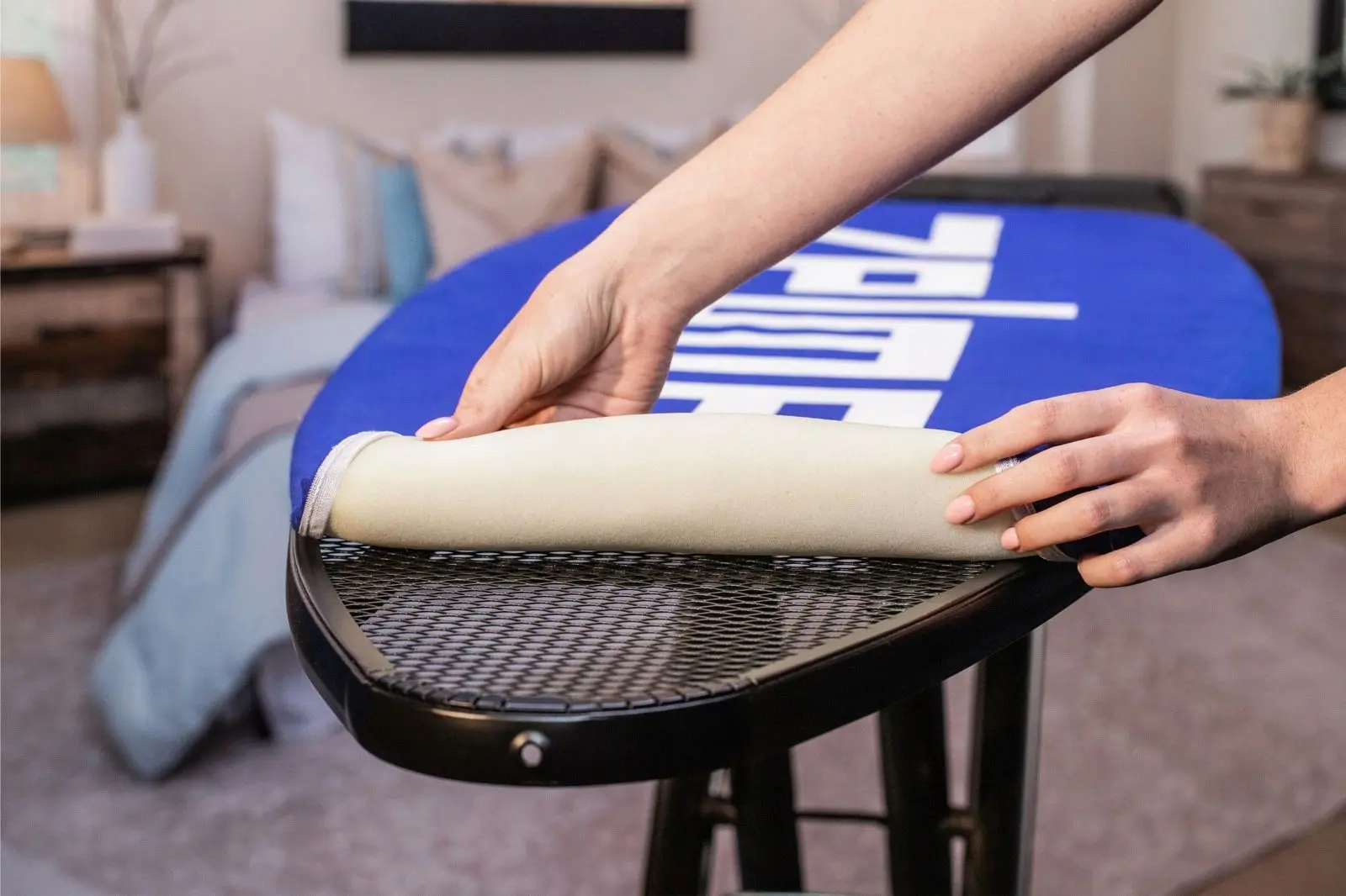 Гладильная доска Zelmer Deluxe ZIB0002 (Blue)