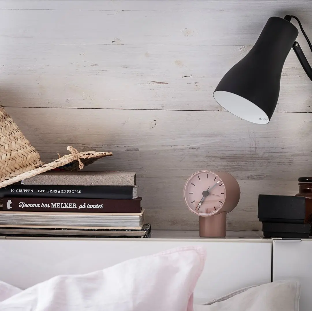 Ceas cu alarmă Ikea Bondtolvan analog 8x9cm (Roz Pal)