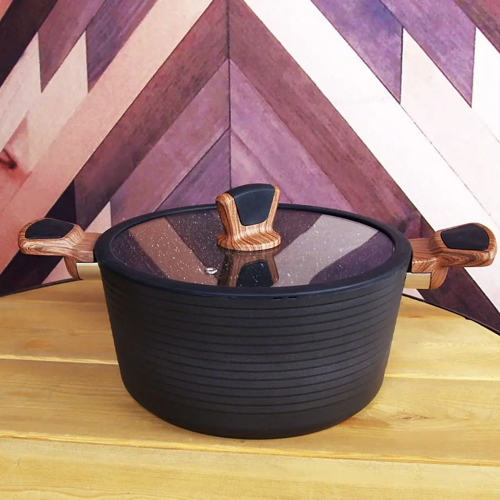 Кастрюля с крышкой Fissman Diamond 4304 (Black)