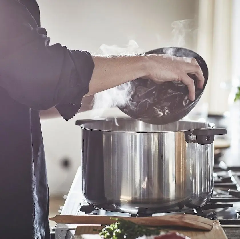 Oala cu capac Ikea Middagsmat 10L (Inox)