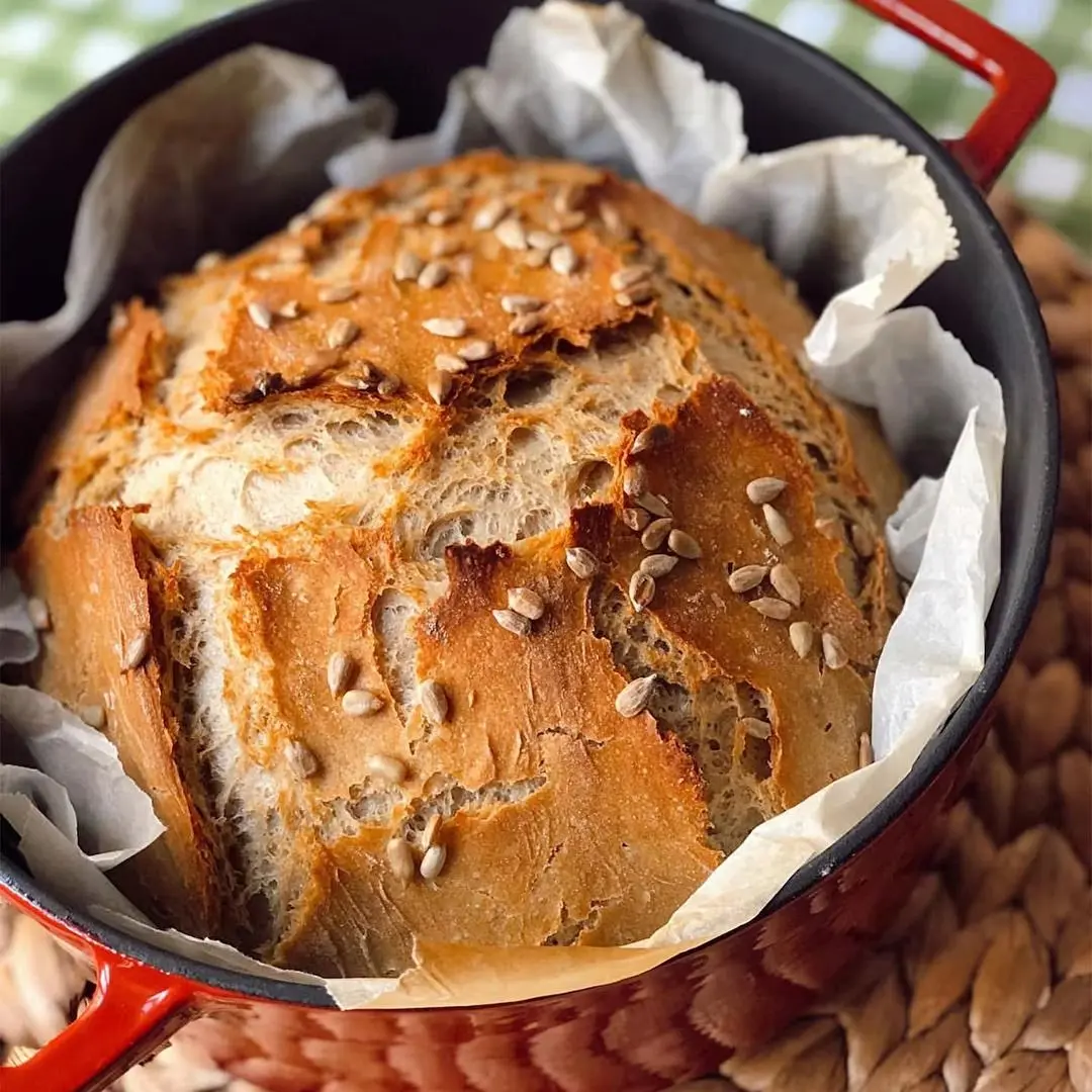 Кастрюля с крышкой Lava LV Y TC 24 SPR K1 (Red)