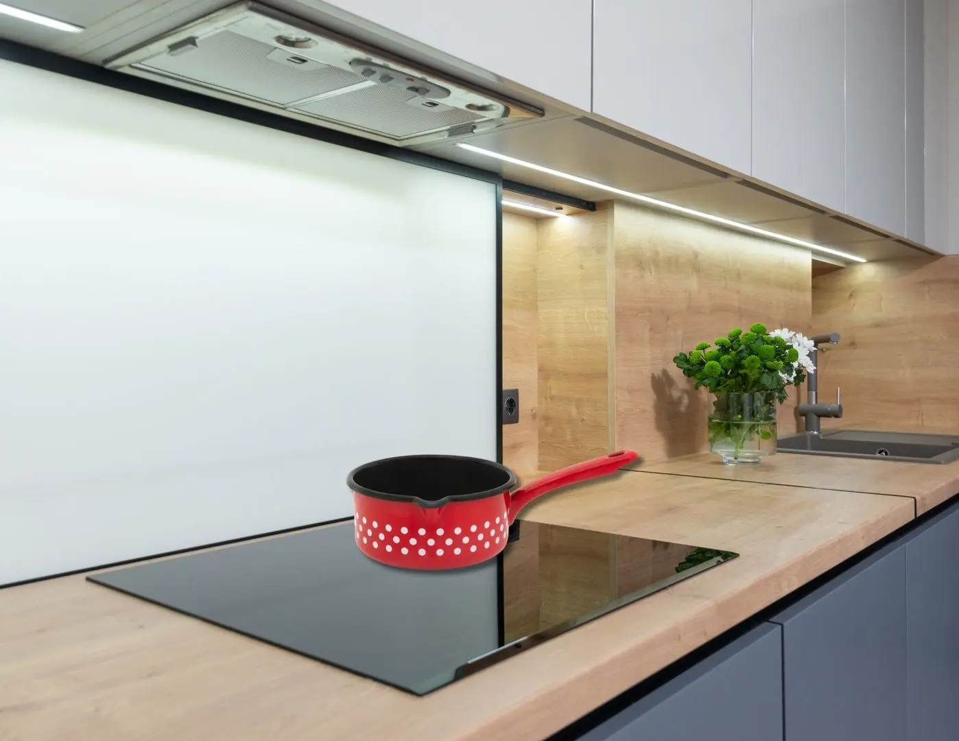 Ковш Metalac Bele Tufne 0.67L (Red/Black)