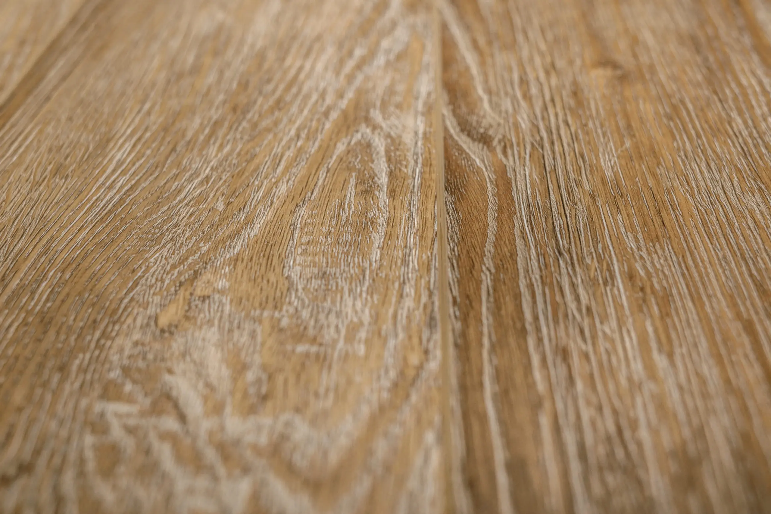 Ламинат GrunHolz Triumf Garda VG 60102 (Brown)