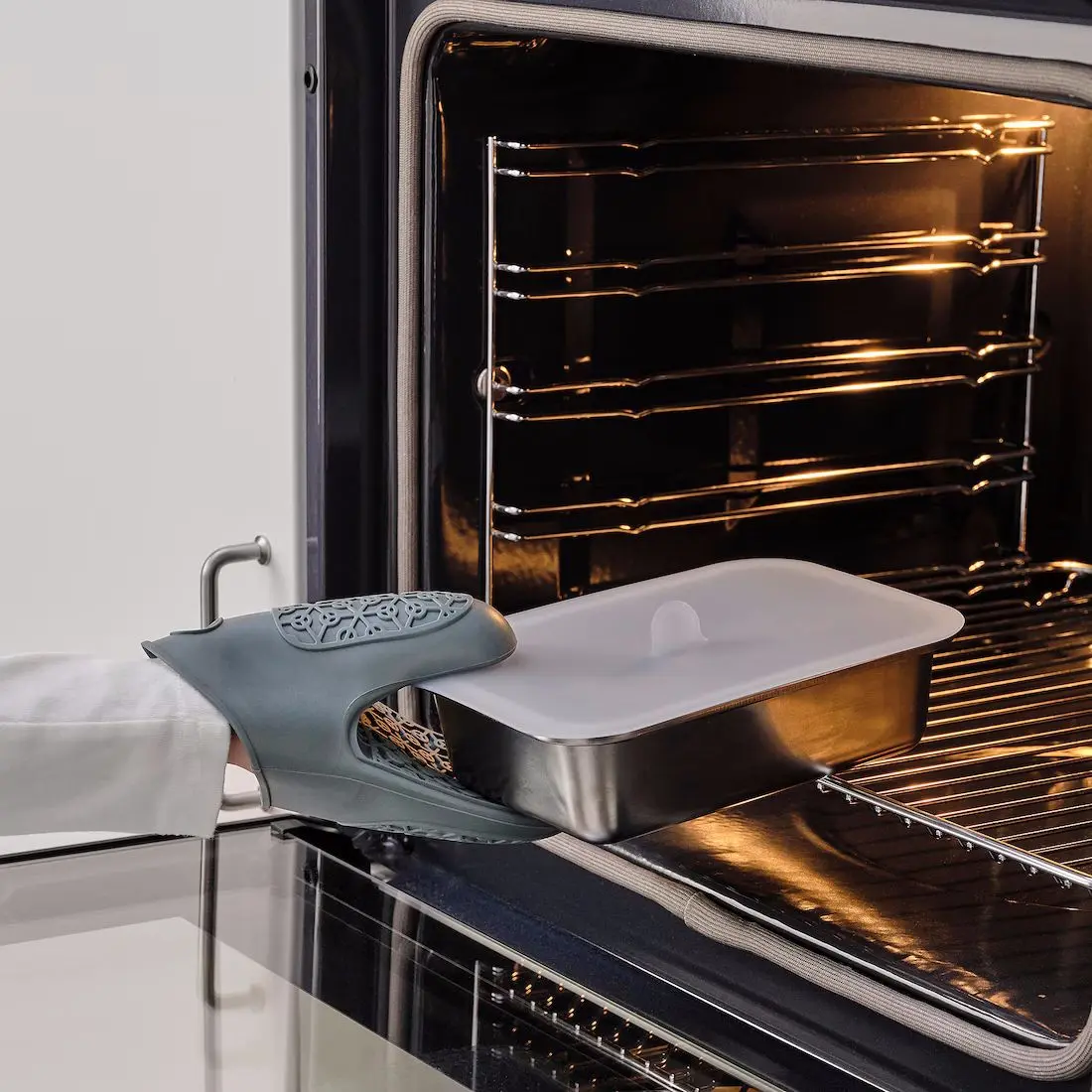 Контейнер с крышкой Ikea 365+ прямоугольный/нержавеющая сталь/силикон 1.0л