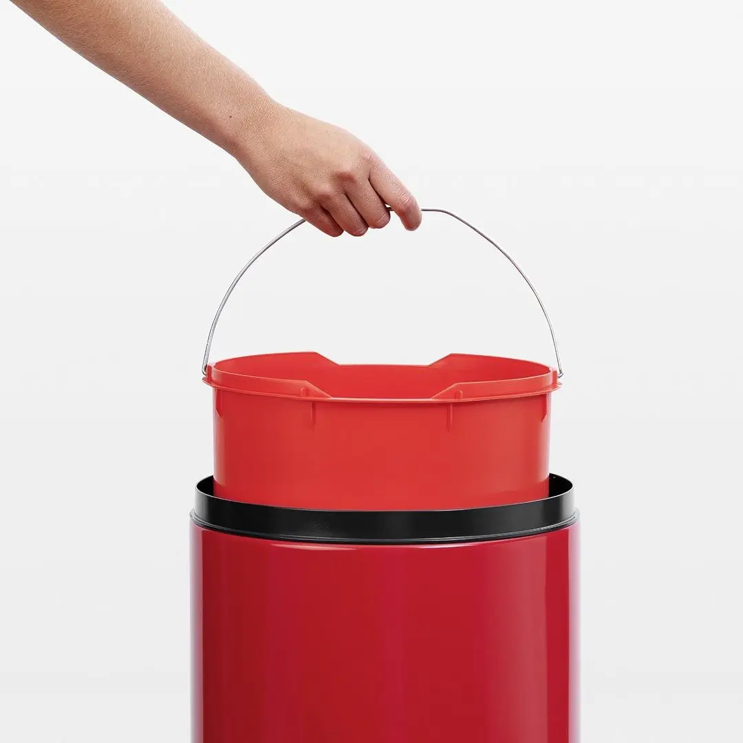 Мусорное ведро Brabantia 106903 (Passion Red)