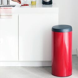 Мусорное ведро Brabantia 106903 (Passion Red) Thumb