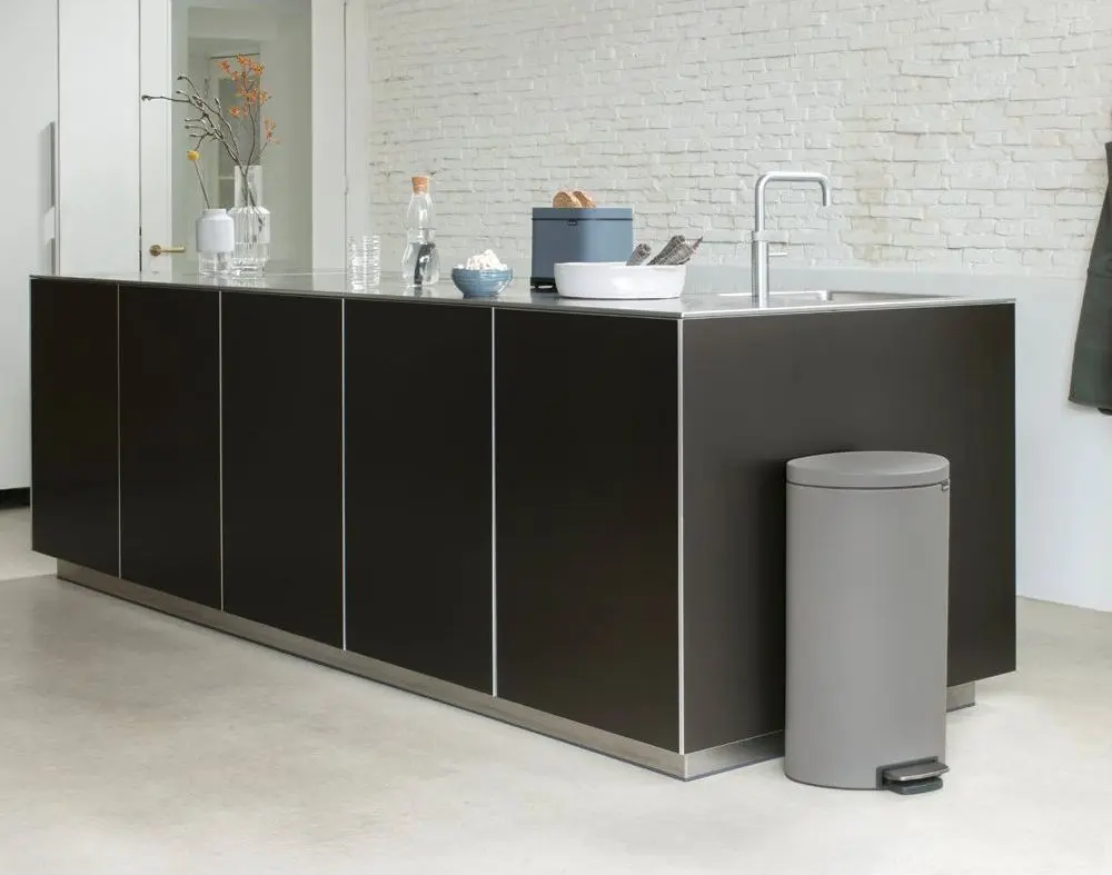 Мусорное ведро Brabantia 119569 (Mineral Concrete Grey)