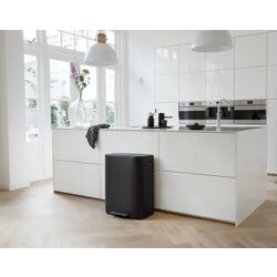 Мусорное ведро Brabantia 211362 (Matt Black) Thumb