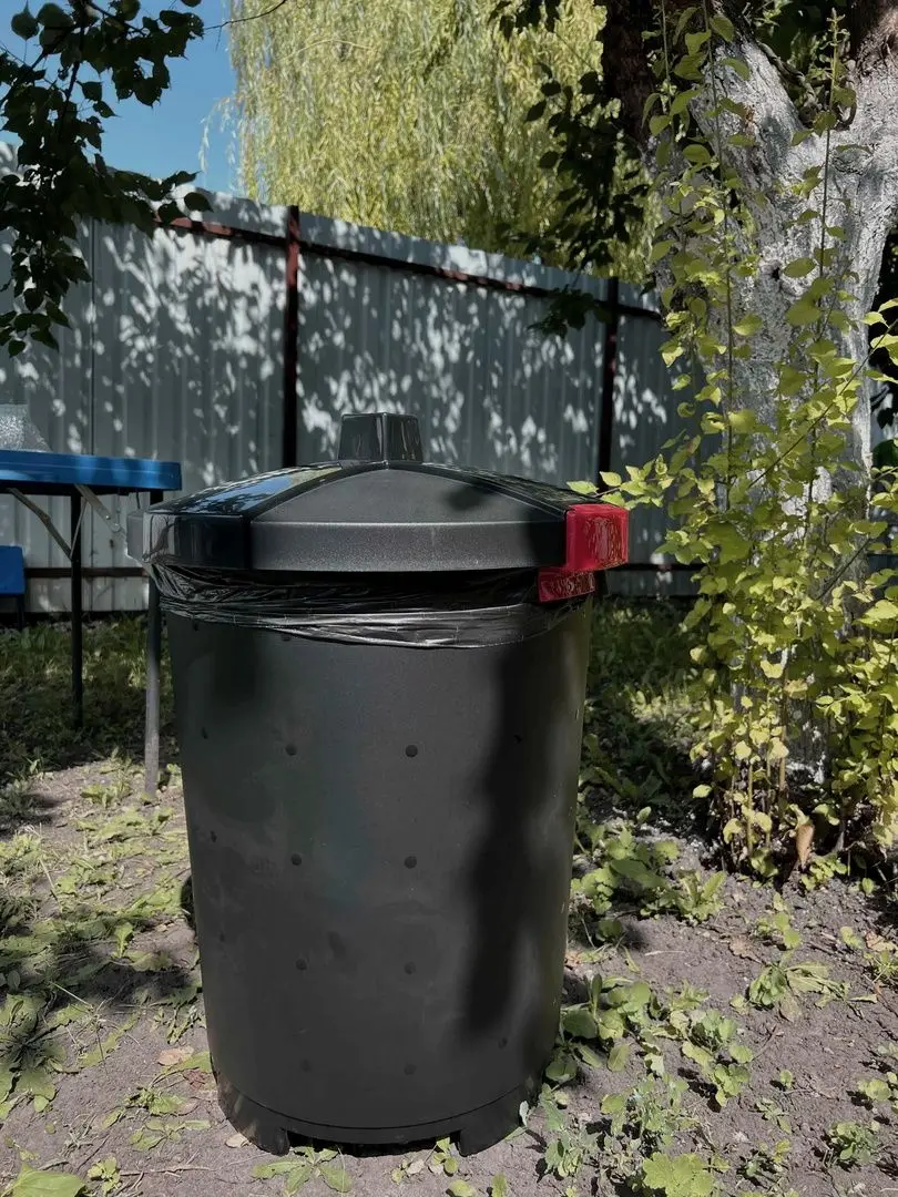 Уличный контейнер для мусора Bytplast 46748 65L (Black)