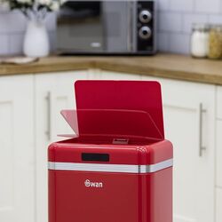 Сенсорное ведро для мусора Swan SWKA4500RN (Red) Thumb