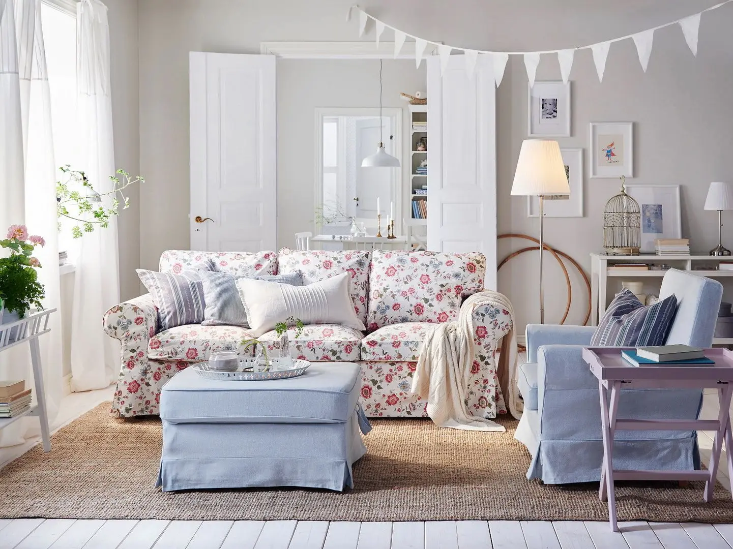 Lampadar Ikea Arstid (Alb/Nichelat)