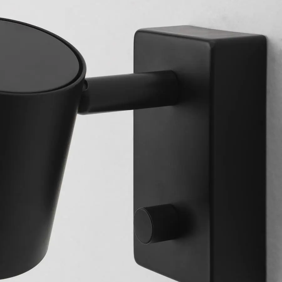 Aplica Ikea Nymane (Negru)