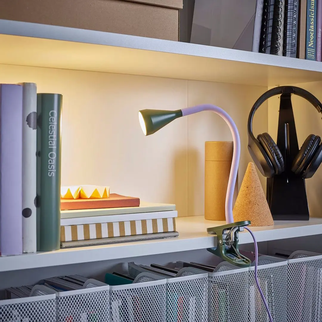 Aplica LED Ikea Navlinge cleam (Lila/Verde Inchis)