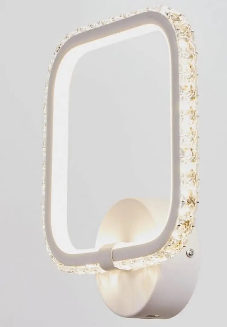 Настенный светильник 15251W (White)