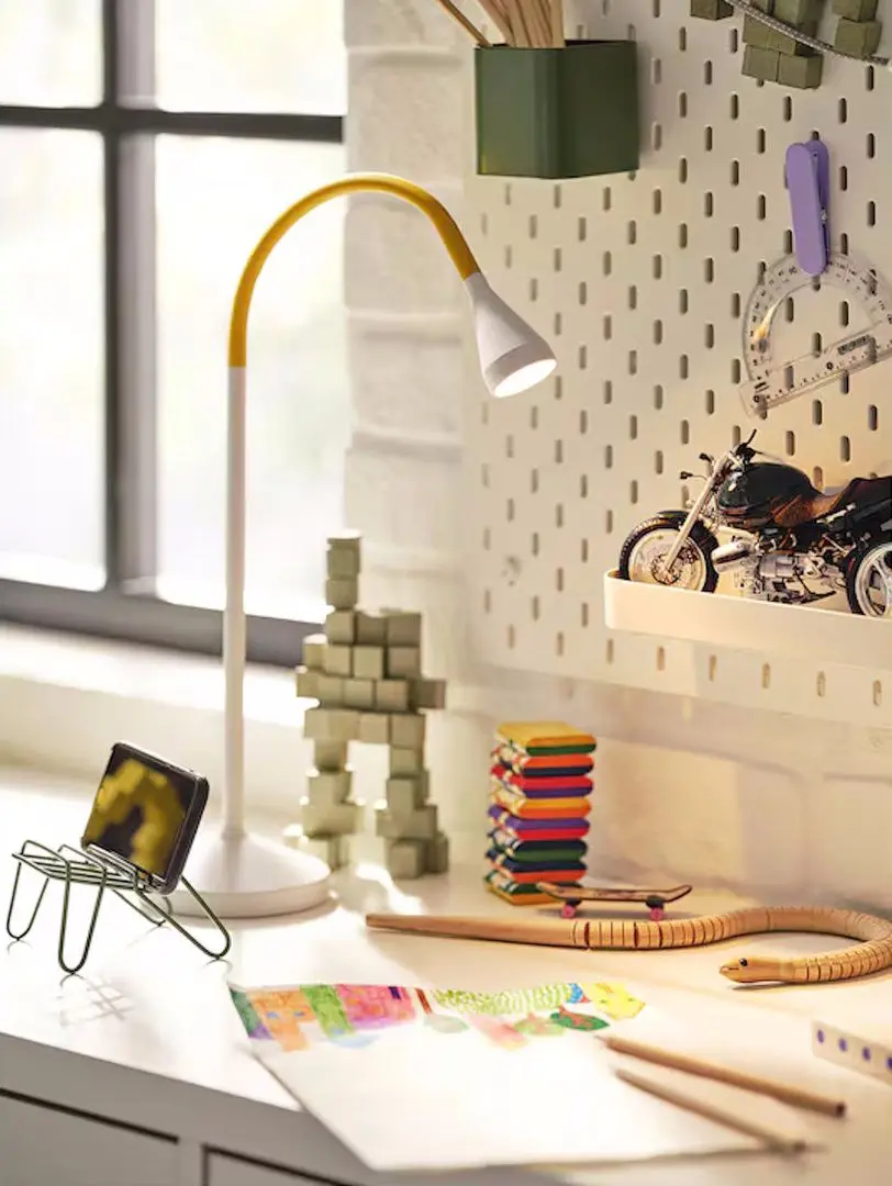 Настольная лампа Ikea Navlinge (Желтый/Белый)