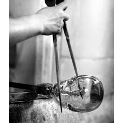 Настольная лампа Ikea Tonvis тонированное стекло (Белый) Thumb