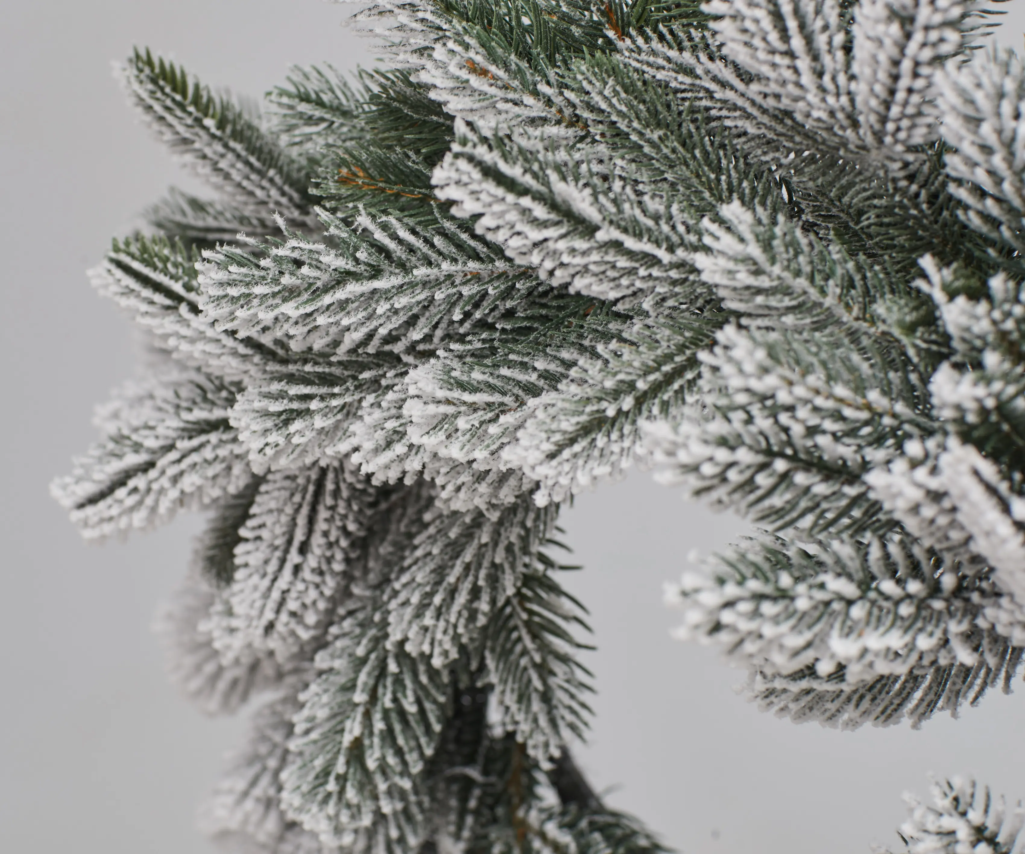 Coroana decorativa Divi Trees Garland Premium Crown Snow 45cm (Green)