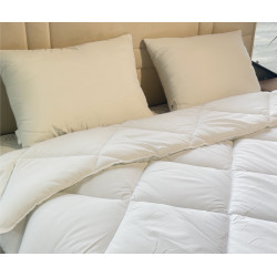 Набор одеяло + 2 подушки Relaxe Home Betty 200x220 (White) Thumb