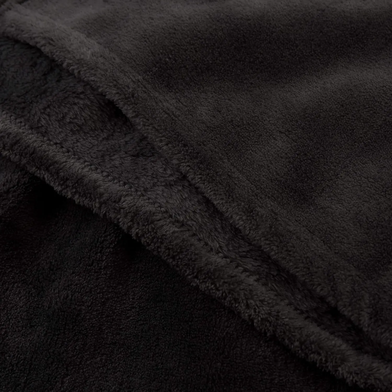 Плед H&S 56410 180Х230 (Black) - 3