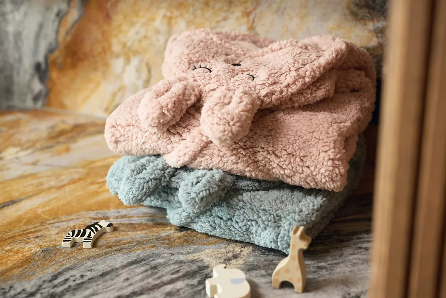 Patura pentru copii cu gluga Jollein Bunny 100x105 (Wild Rose) - 7