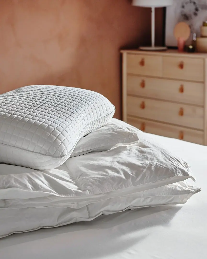 Pernă ergonomică Ikea Klubbsporre poziţii multiple 44x56 (Alb) - 7