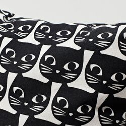 Perna Ikea Gerdie 40x40 (Alb/Negru Pisica) Thumb