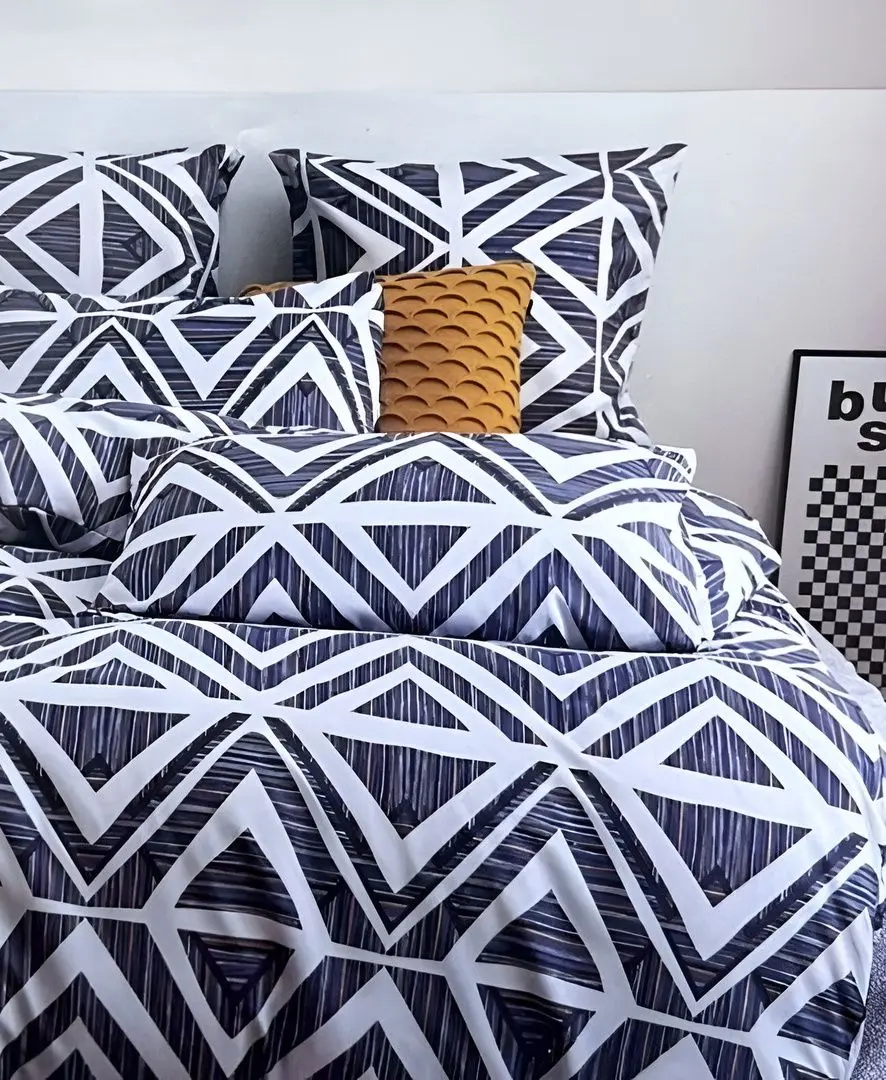 Lenjerie de pat Elegant Home 8731-c (Grey/White)