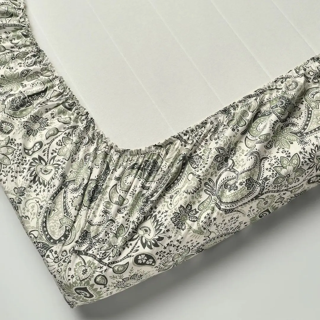 Простынь на резинке Ikea Rodgersia 140x200 (Зеленый/Белый)