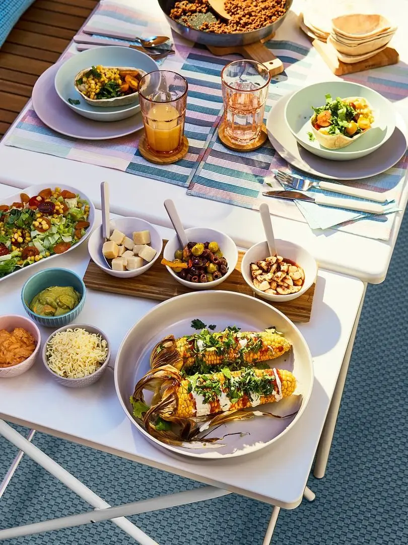 Set boluri Ikea Tyngdlos cu tava (Bambus/Alb)