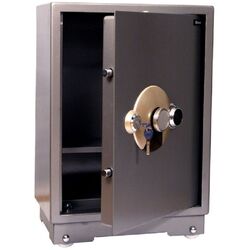 Safeu Ara J-80М Thumb