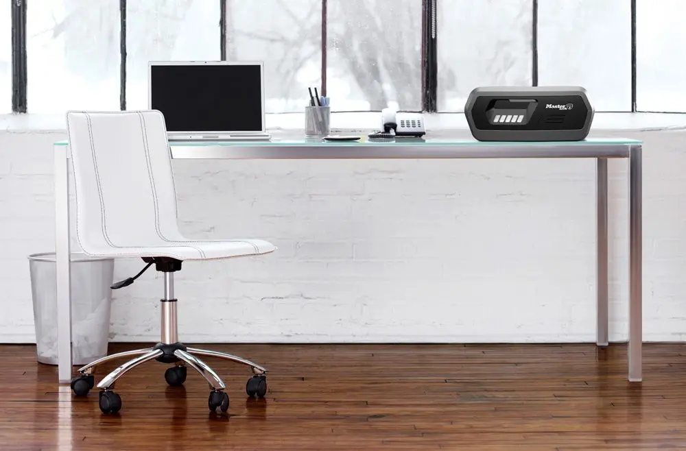 Seif portabil MasterLock CHW30300EURHRO (Grey/Black)