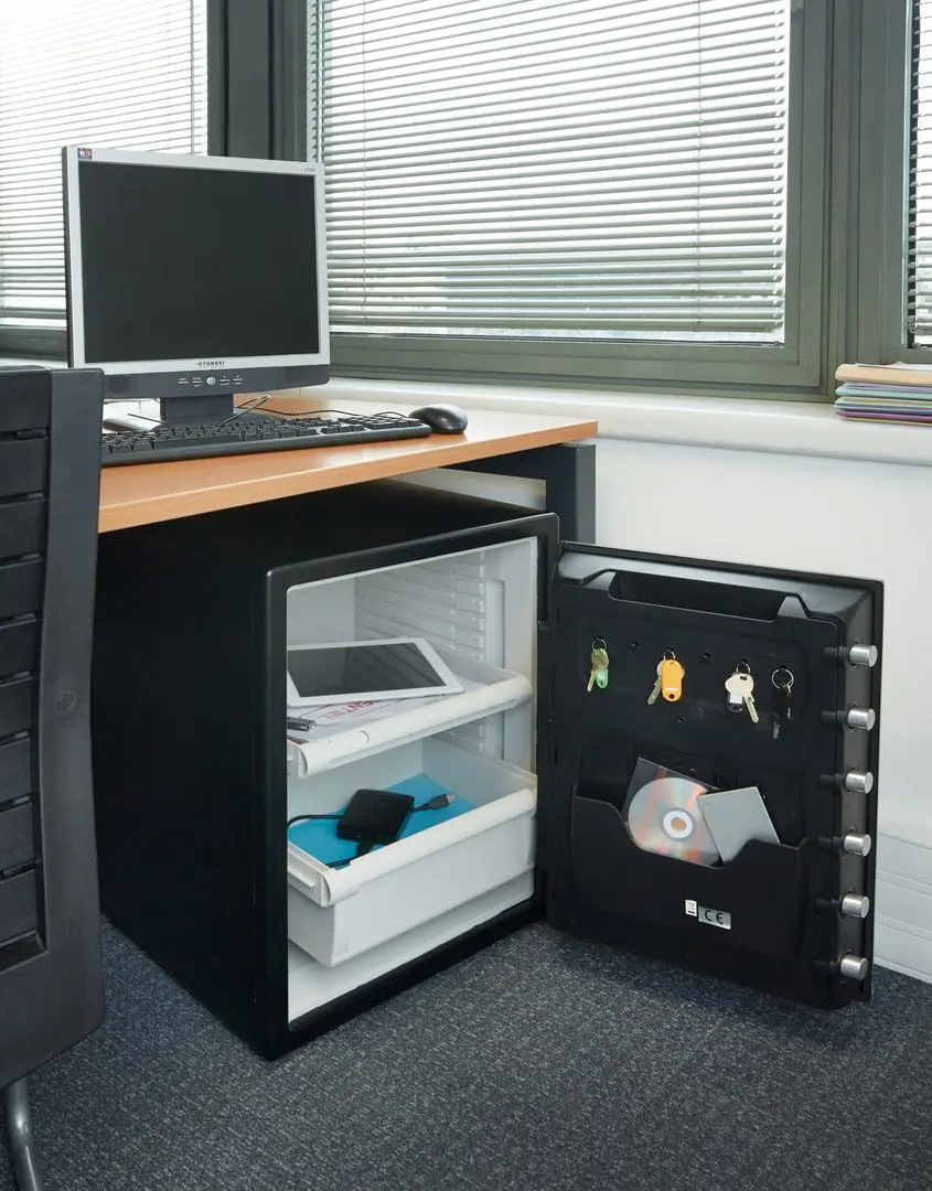 Seif MasterLock LFW205TWC (Grey/Black)