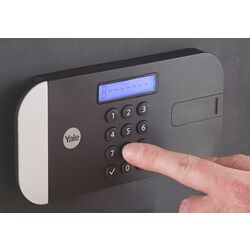 Safeu Yale YLFM/200/EG1 (Black) Thumb