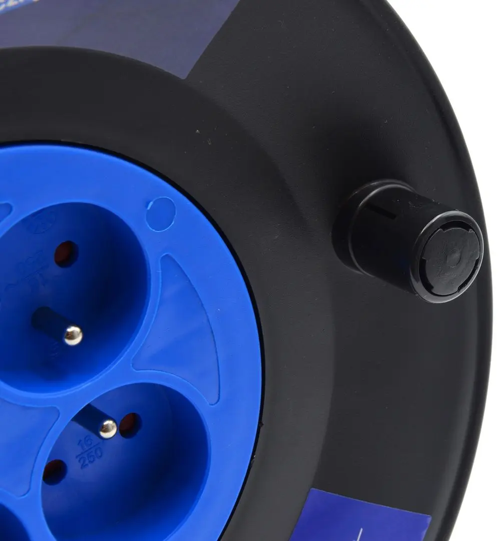 Удлинитель на катушке Geko G17503 (Black/Blue)