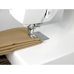 Masina de cusut Minerva M190 Thumb