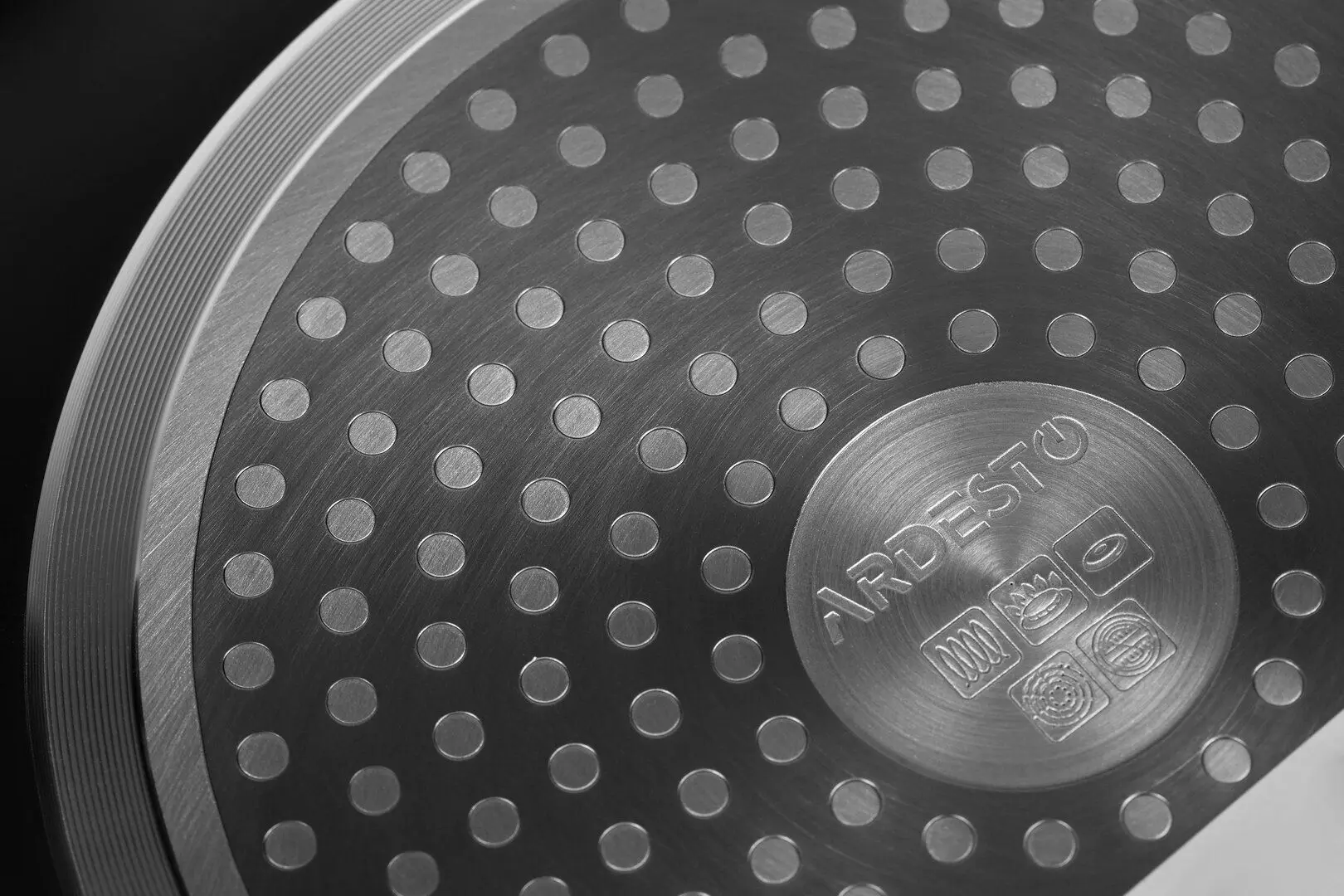 Tigaie Ardesto Gemini Trento AR1928GMW (Black)