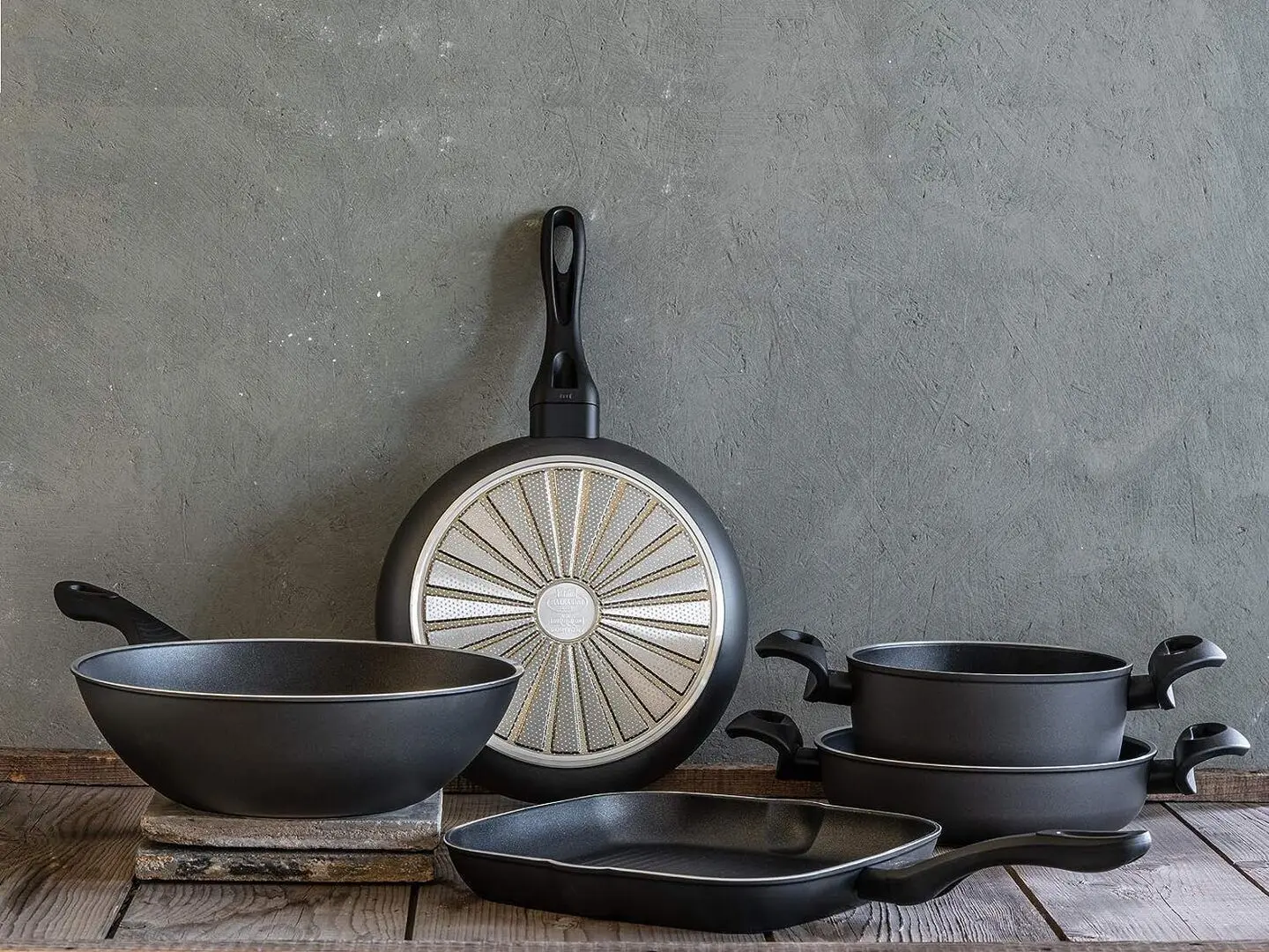 Сковородa Ballarini 130 20cm (Black)