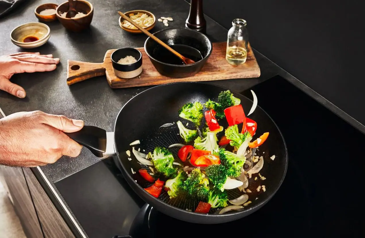 Сковорода Tefal Unlimited G2551972 (Black) - 4